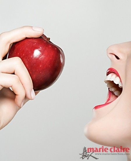 五个苹果美容妙招 去黑眼圈美白解决多重肌肤