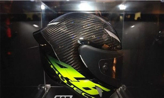 AGV Pista GP头盔今年十月将在北美登场 _重
