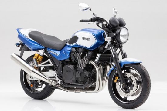 Yamaha推出 SR400\/XJR1300 纪念版摩托车_